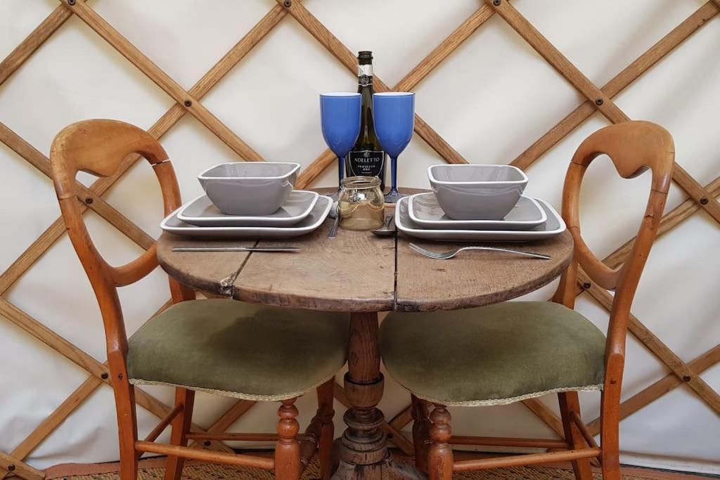 Hotel Bronfelen Yurt Cynghordy Exteriér fotografie