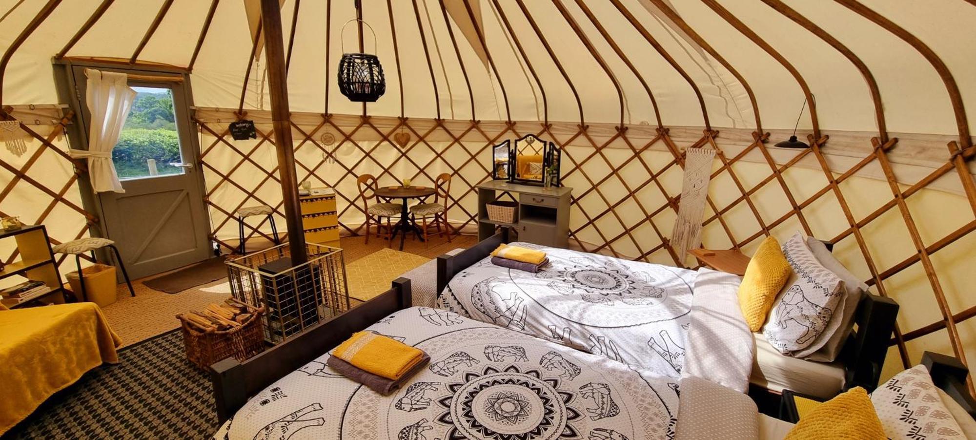 Hotel Bronfelen Yurt Cynghordy Exteriér fotografie